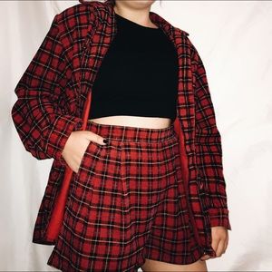 KNIT TRENDS PLAID BLAZER AND SHORTS 2 PIECE SET